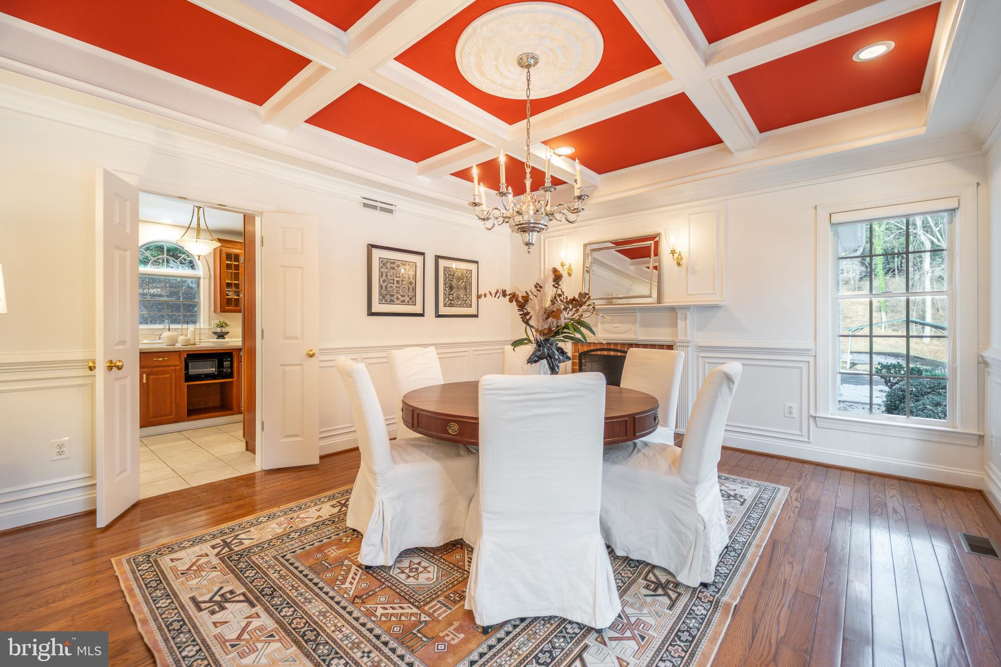 HONEYSUCKLE HILL - Residential