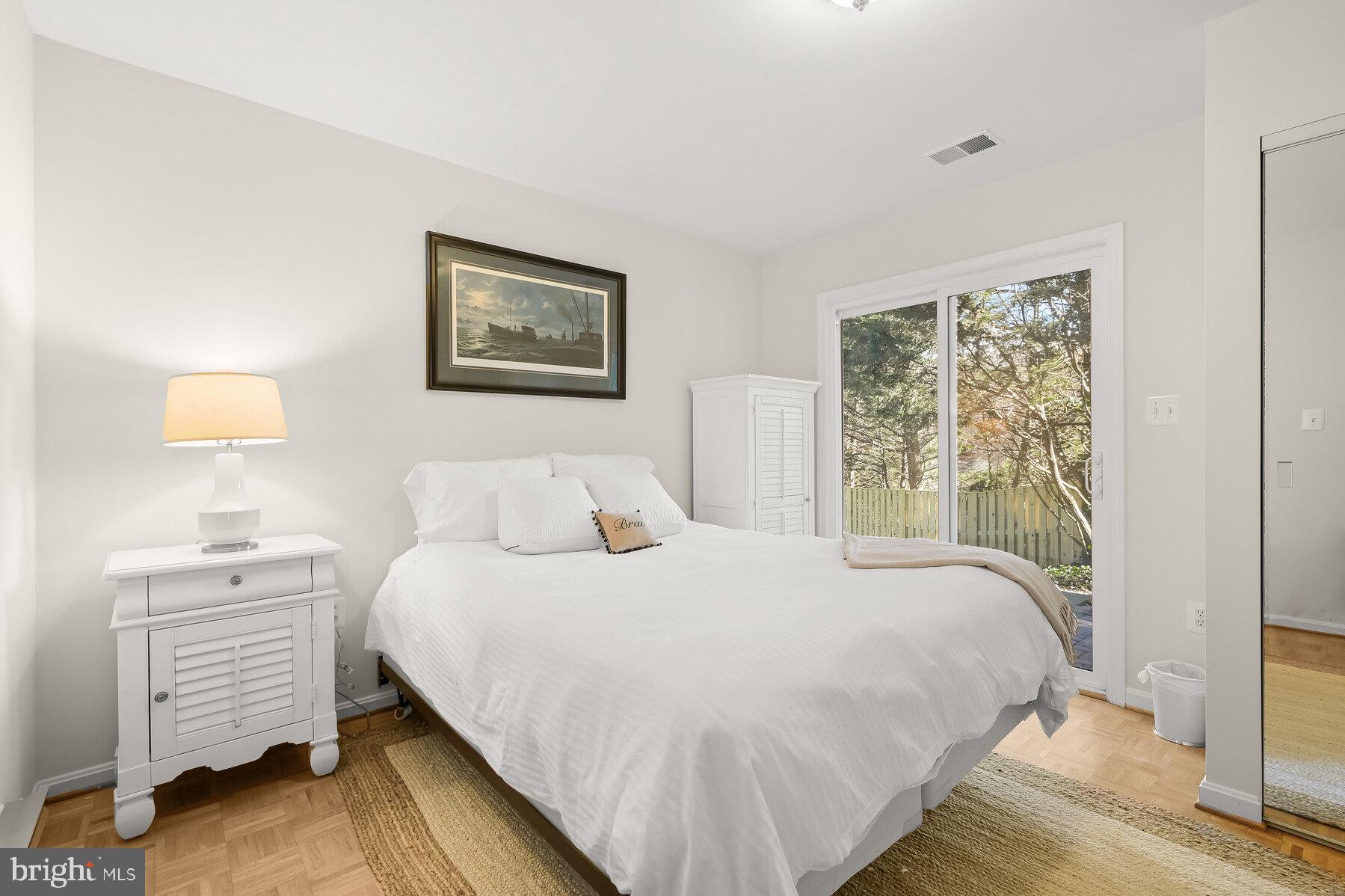 SUMNER - Residential