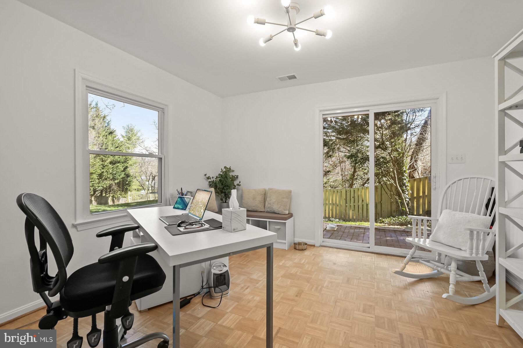 SUMNER - Residential