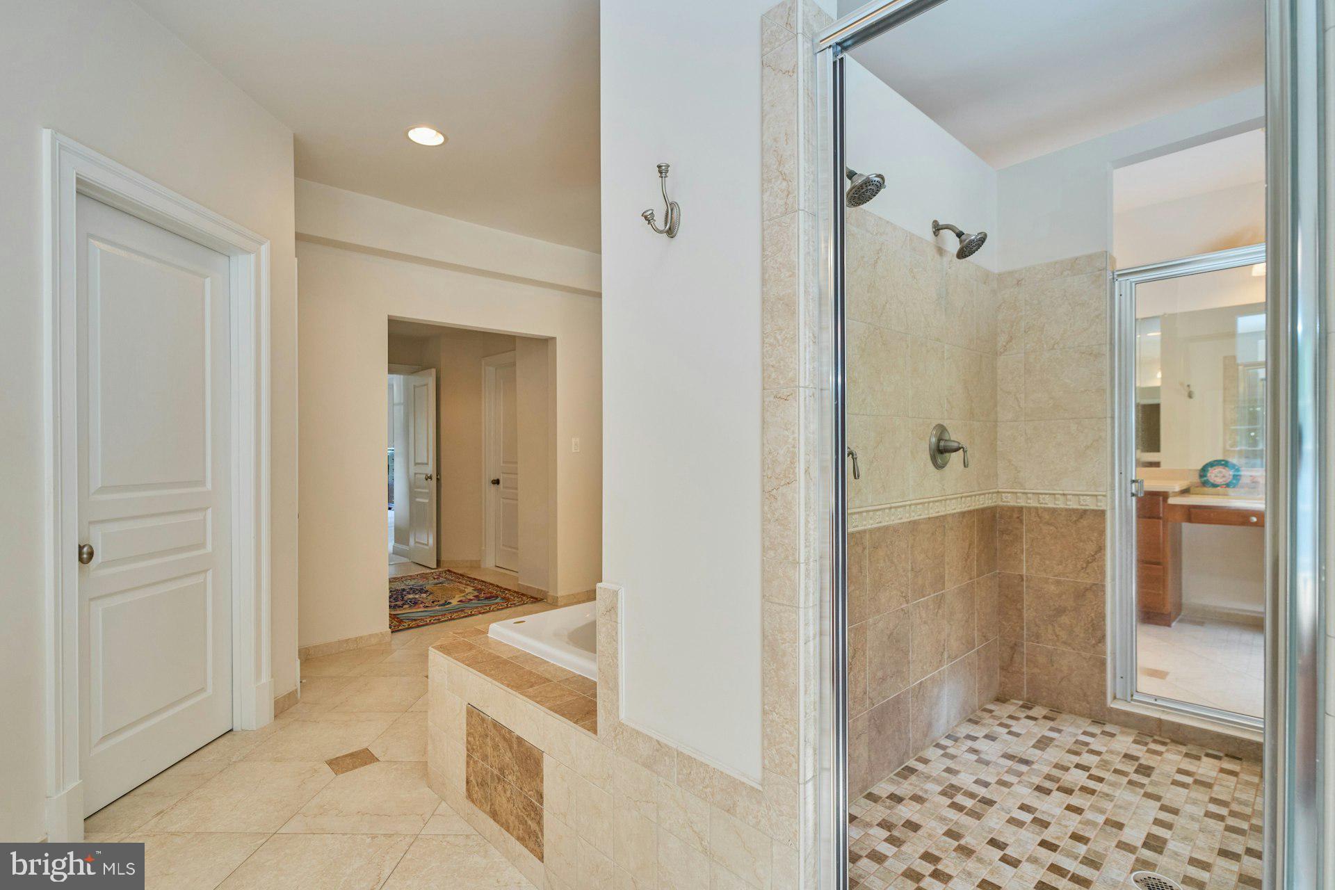 CATHEDRAL FOREST - Residential