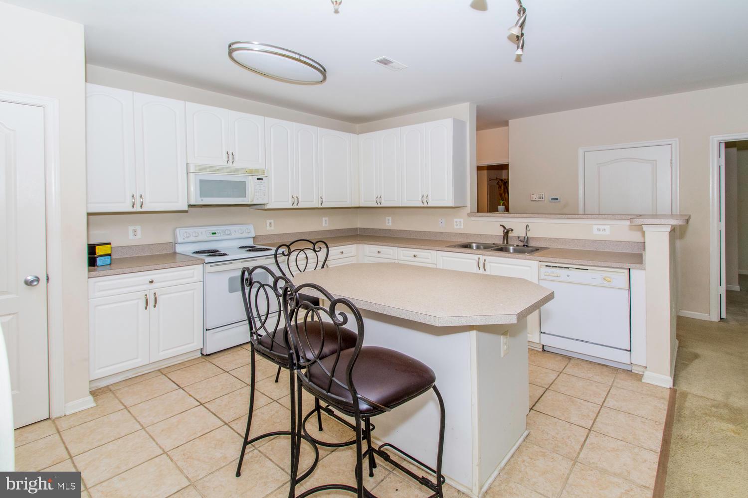 HIGH VIEW AT HUNT VALLEY - Residential