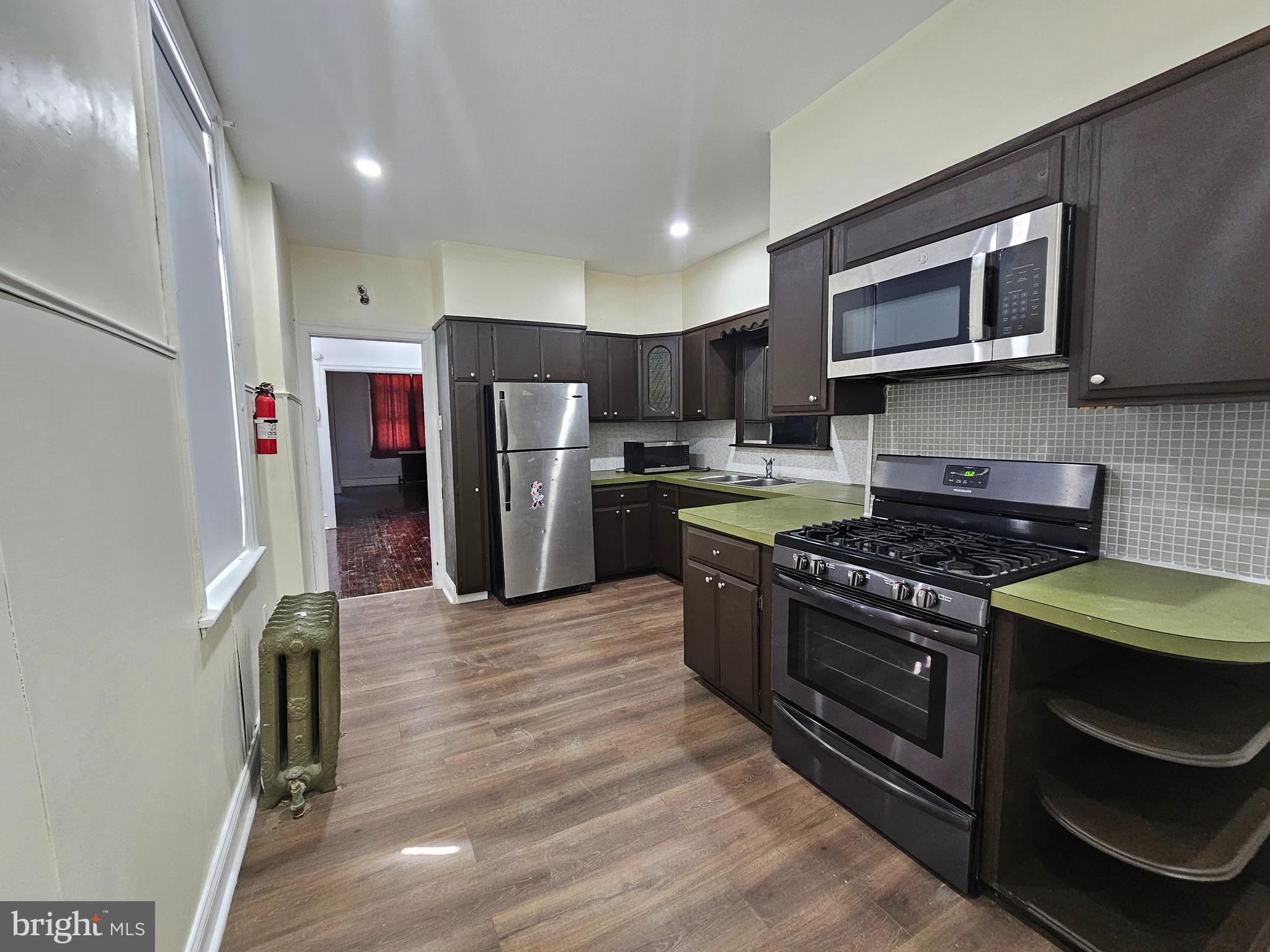 LOGAN - Residential Lease