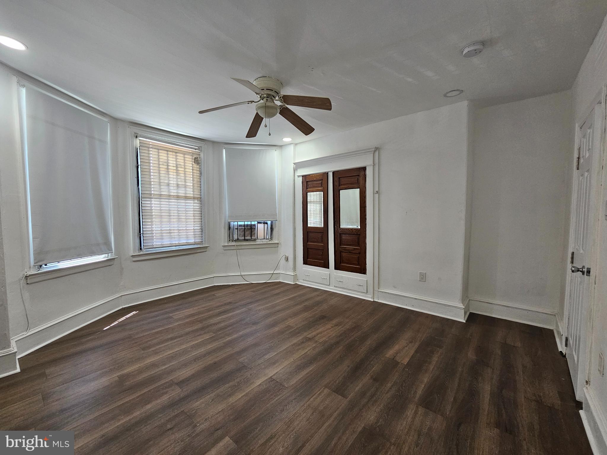 LOGAN - Residential Lease