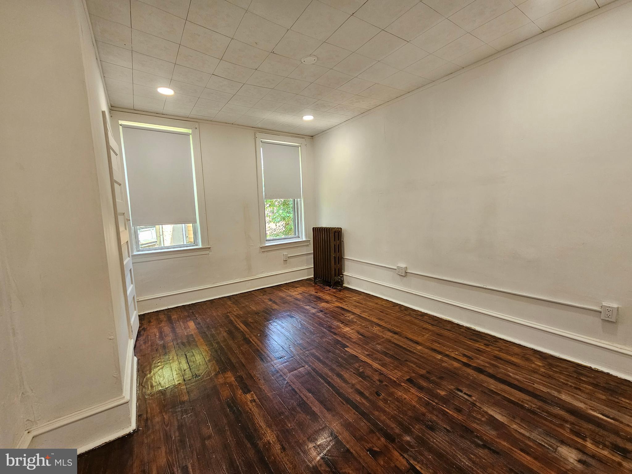 LOGAN - Residential Lease