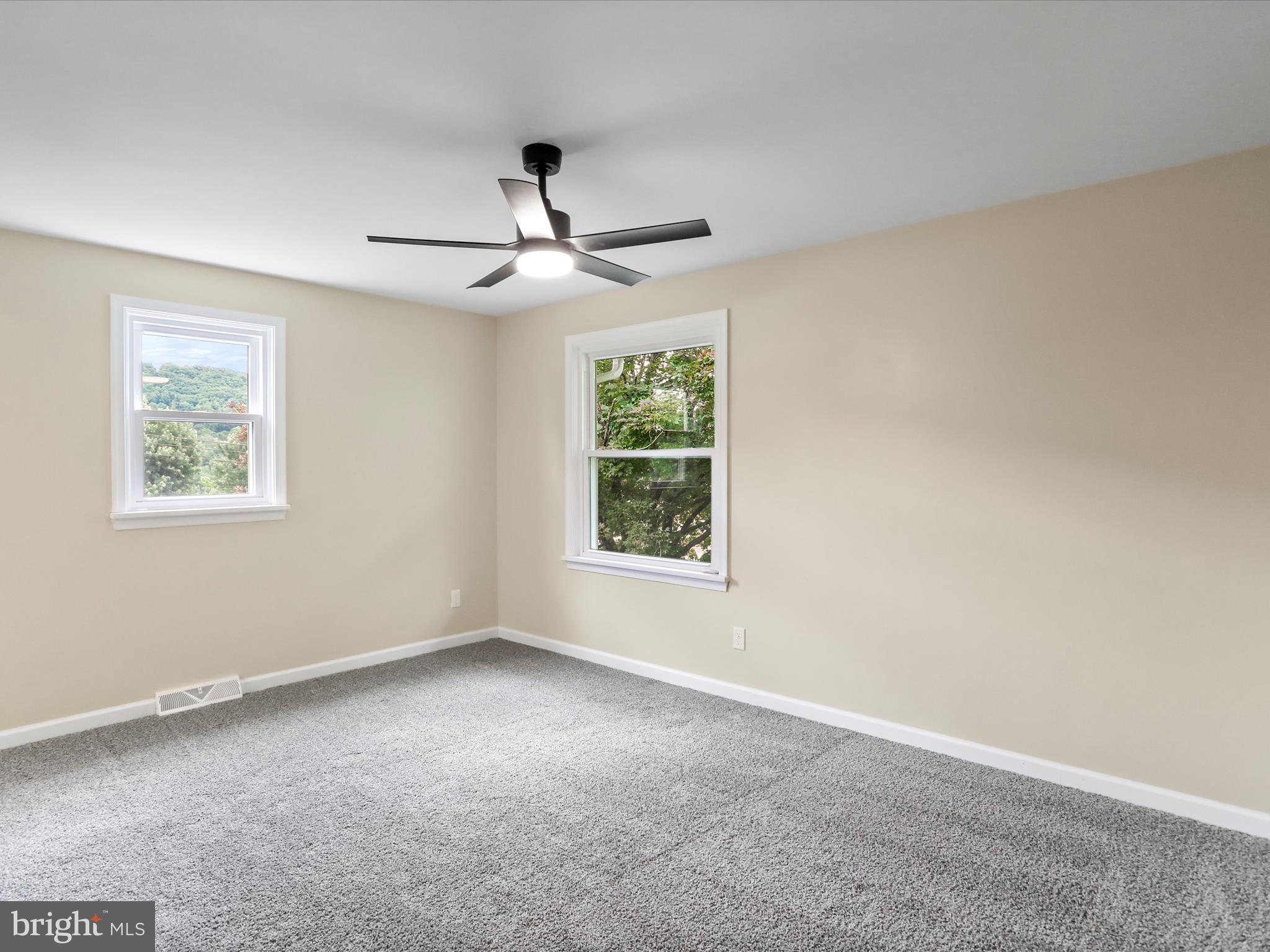 HAWTHORN HEIGHTS - Residential