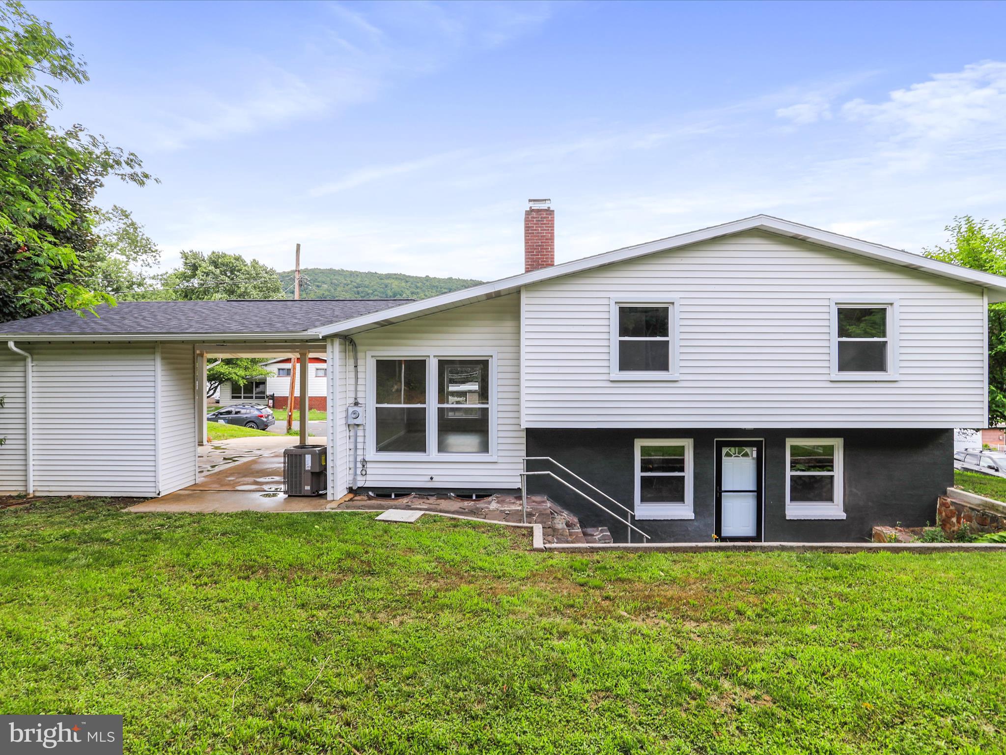 HAWTHORN HEIGHTS - Residential