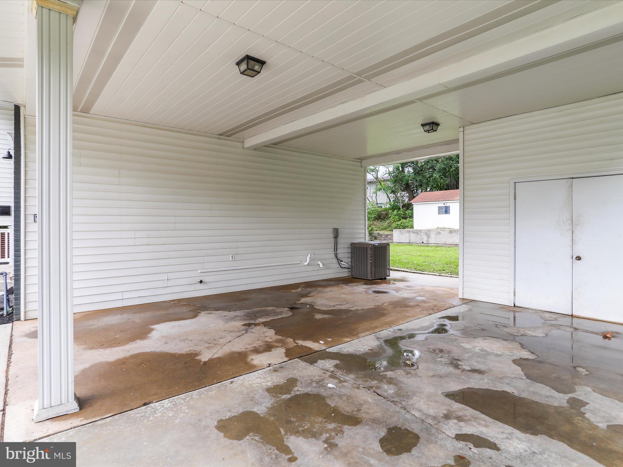 HAWTHORN HEIGHTS - Residential