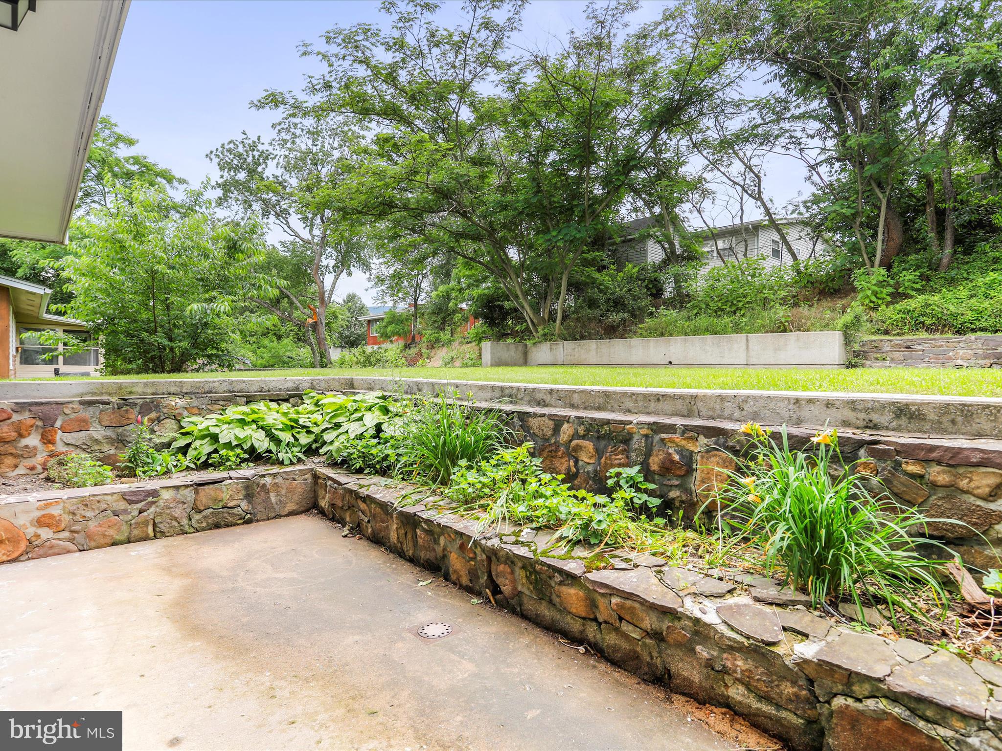 HAWTHORN HEIGHTS - Residential