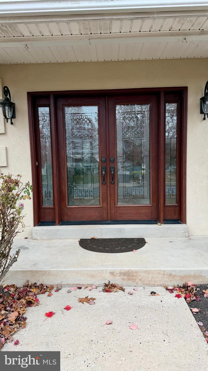 125 SUMMER HILL DRIVE