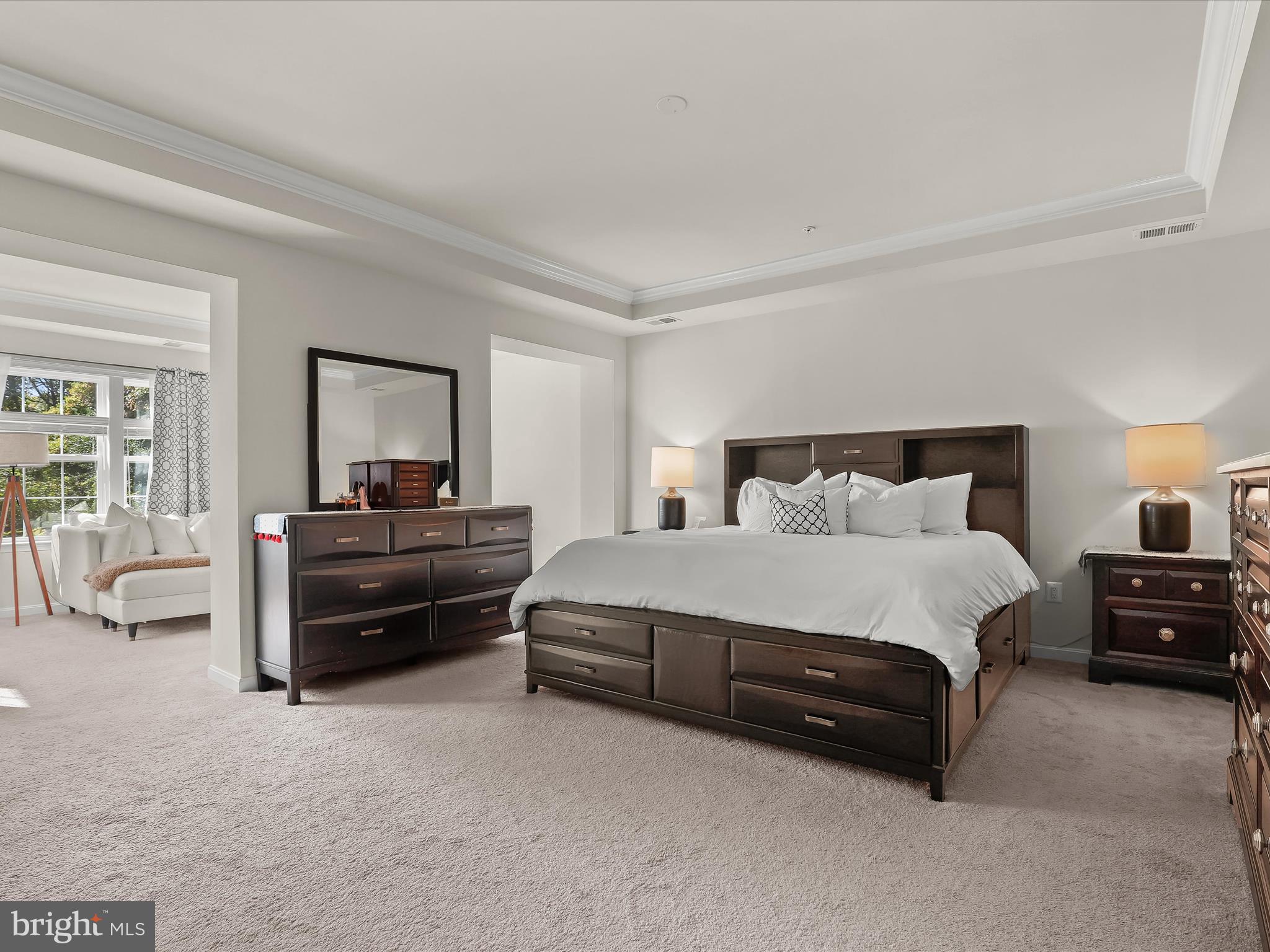 VILLAGGIO ENCLAVE - Residential