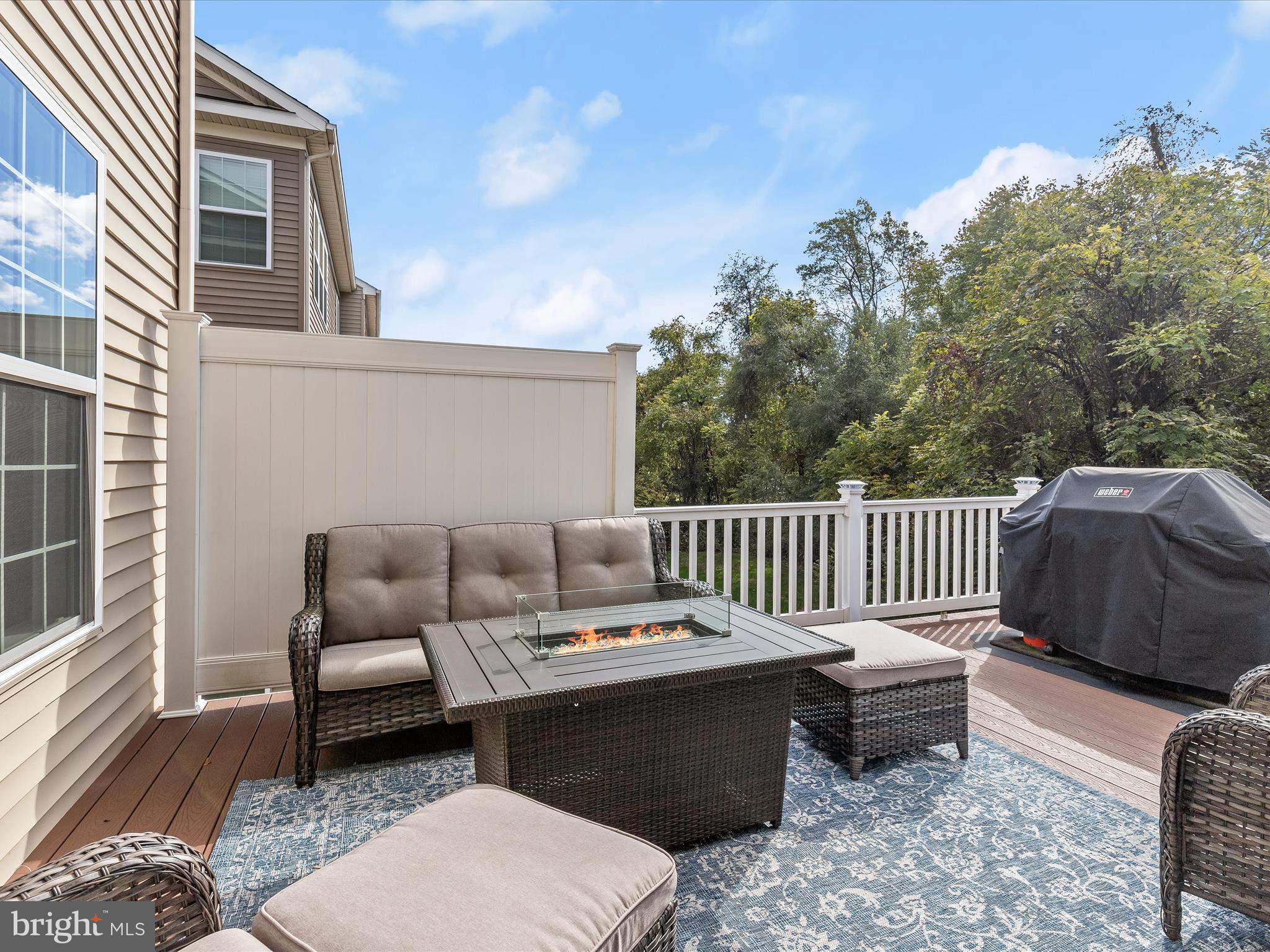 VILLAGGIO ENCLAVE - Residential