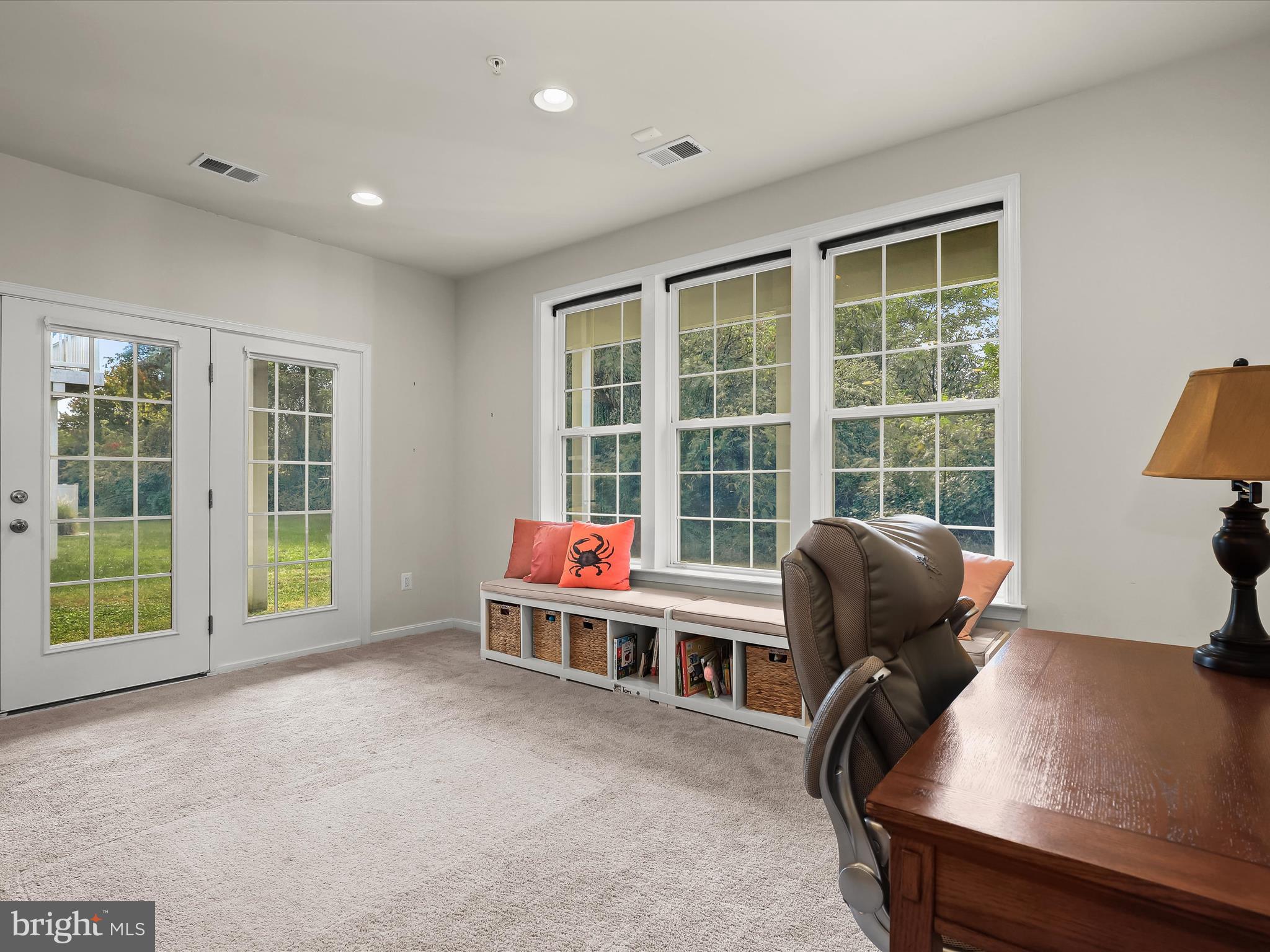 VILLAGGIO ENCLAVE - Residential