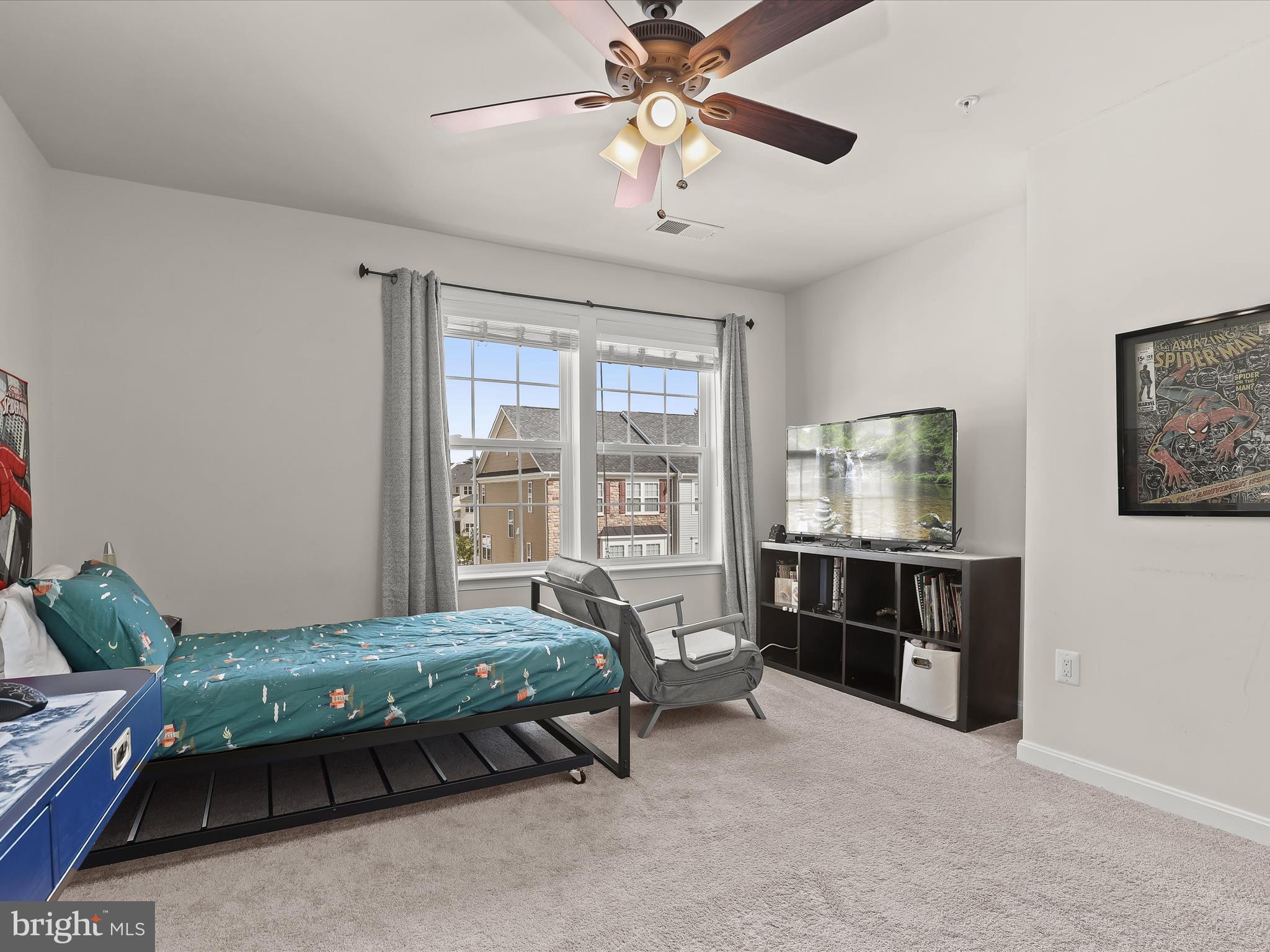 VILLAGGIO ENCLAVE - Residential