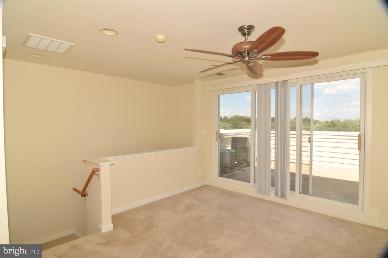 WHEATON FOREST - Residential Lease