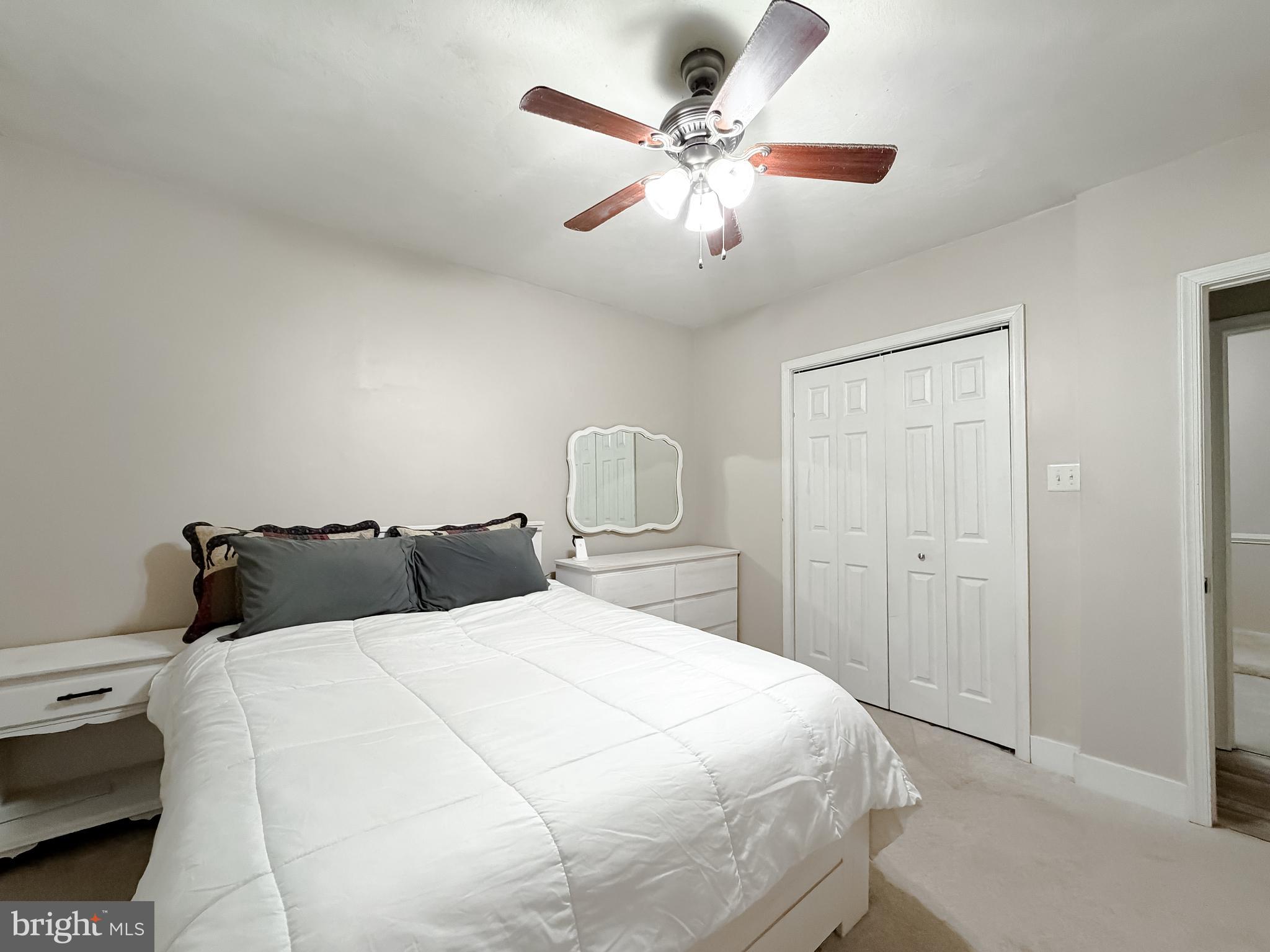 COONEY NECK - Residential