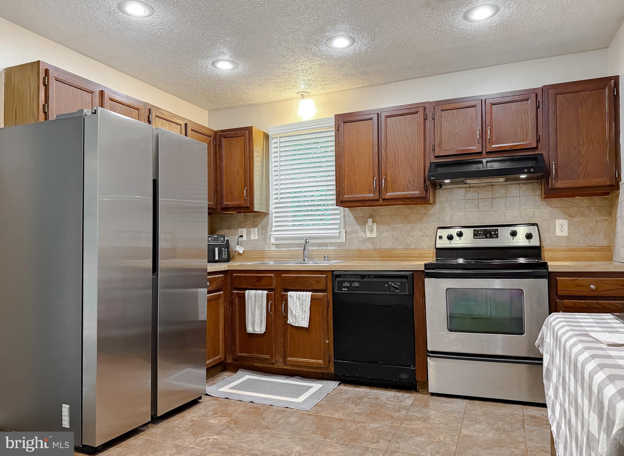 COONEY NECK - Residential