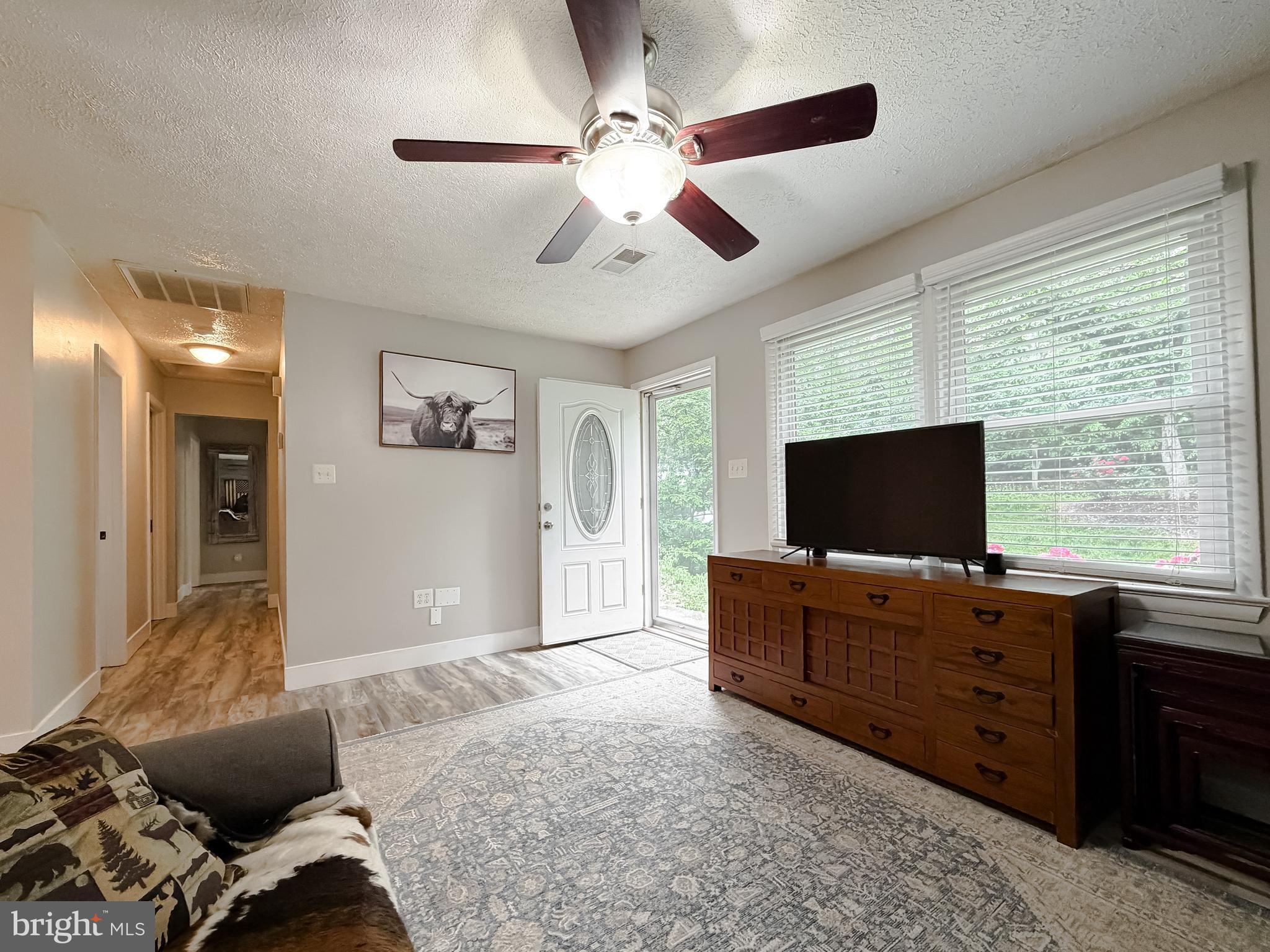 COONEY NECK - Residential
