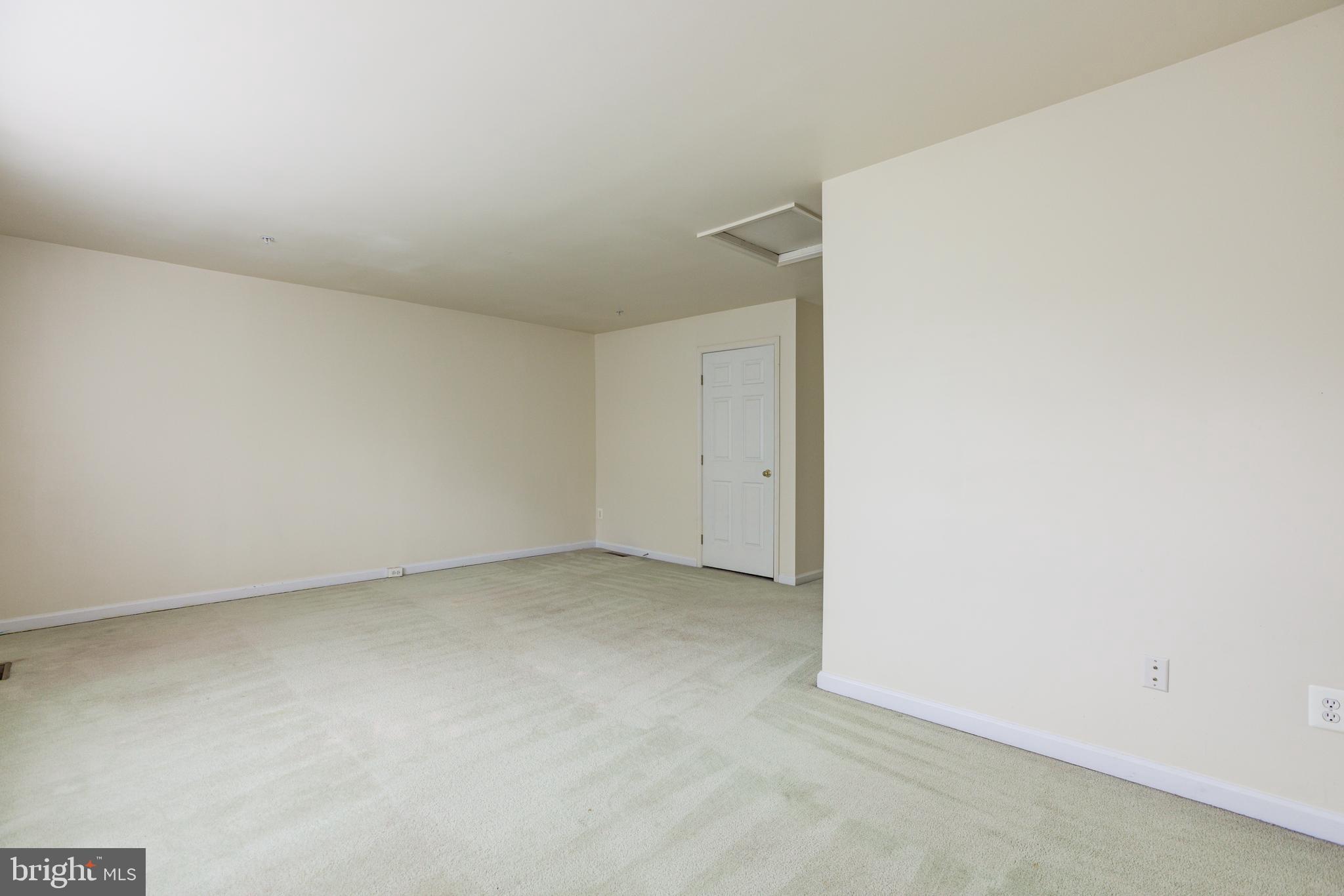 CEDAR LAKES - Residential Lease