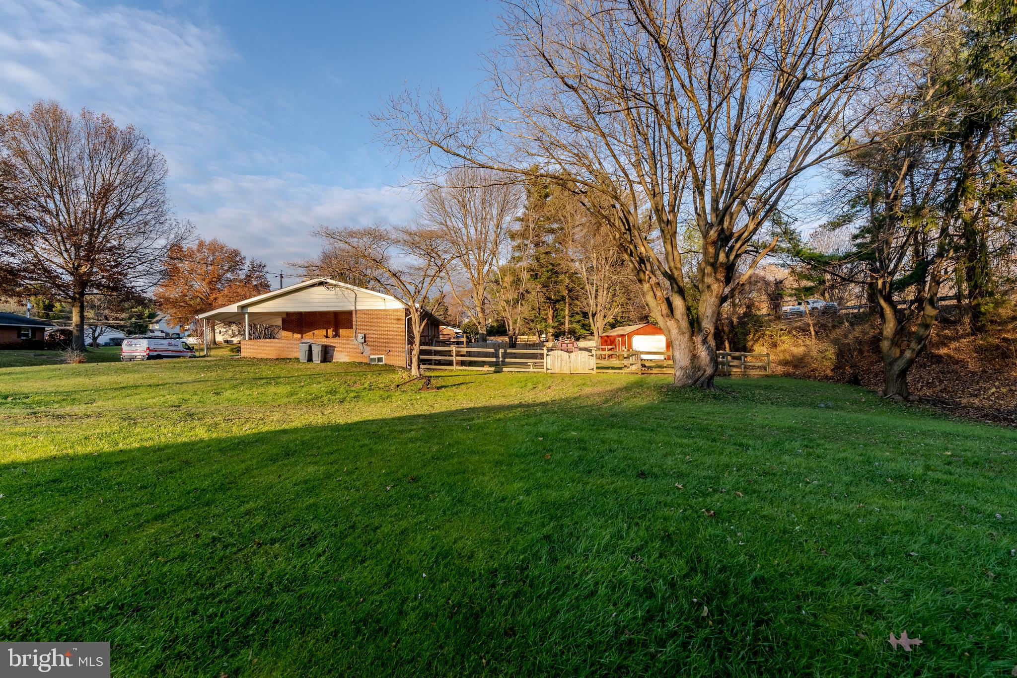 FAIRFIELD - Residential