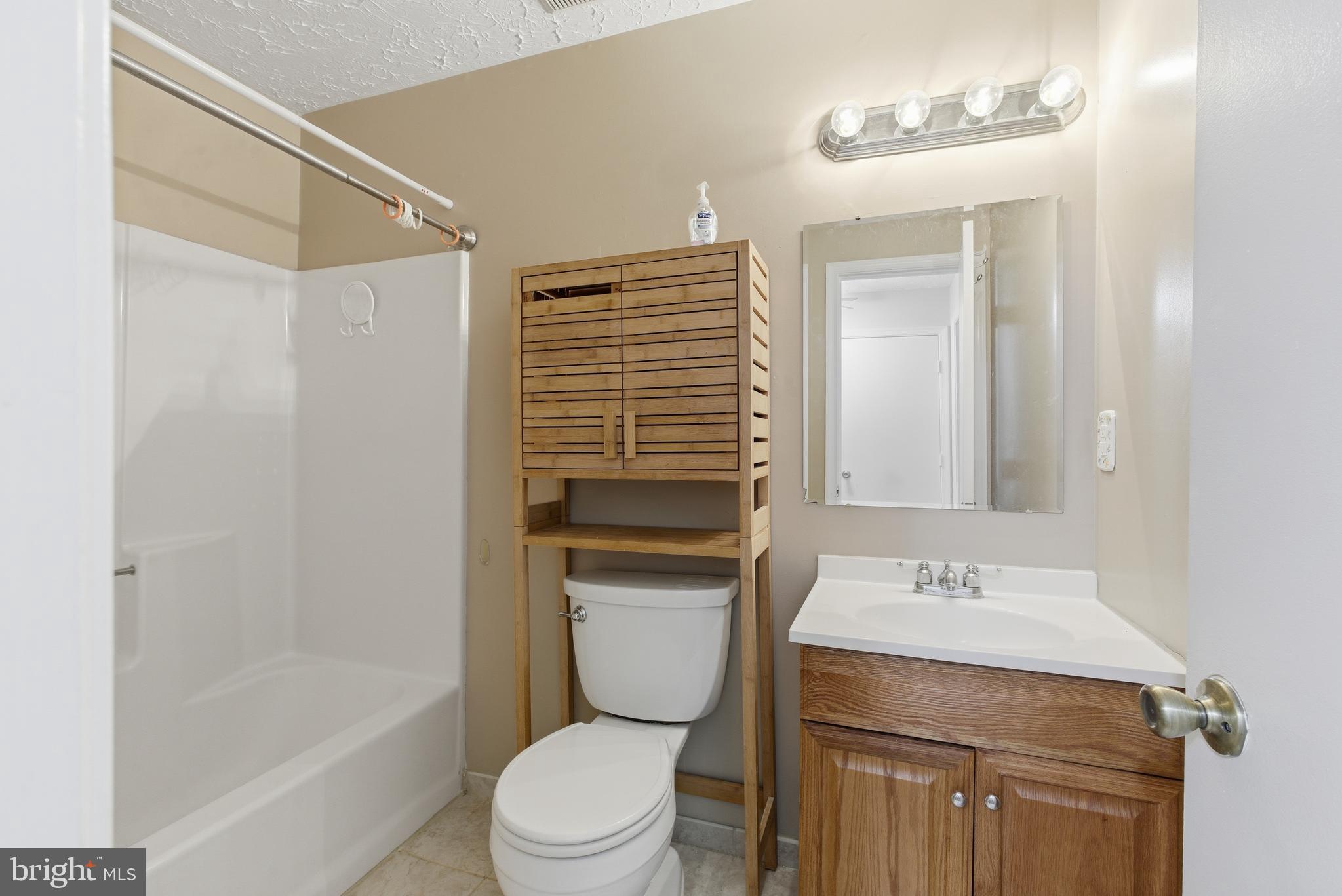 KETTERING - Residential Lease