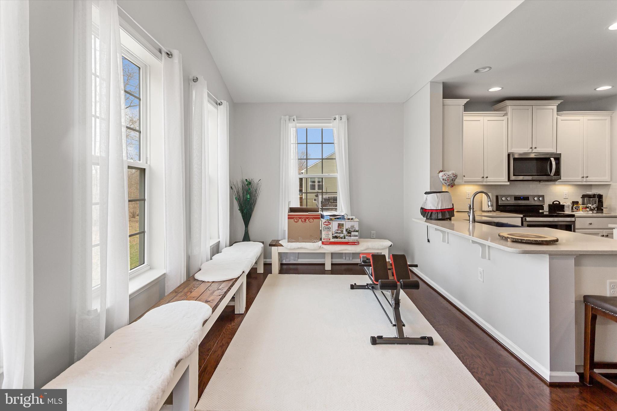 MARTINSBURG STATION - Residential