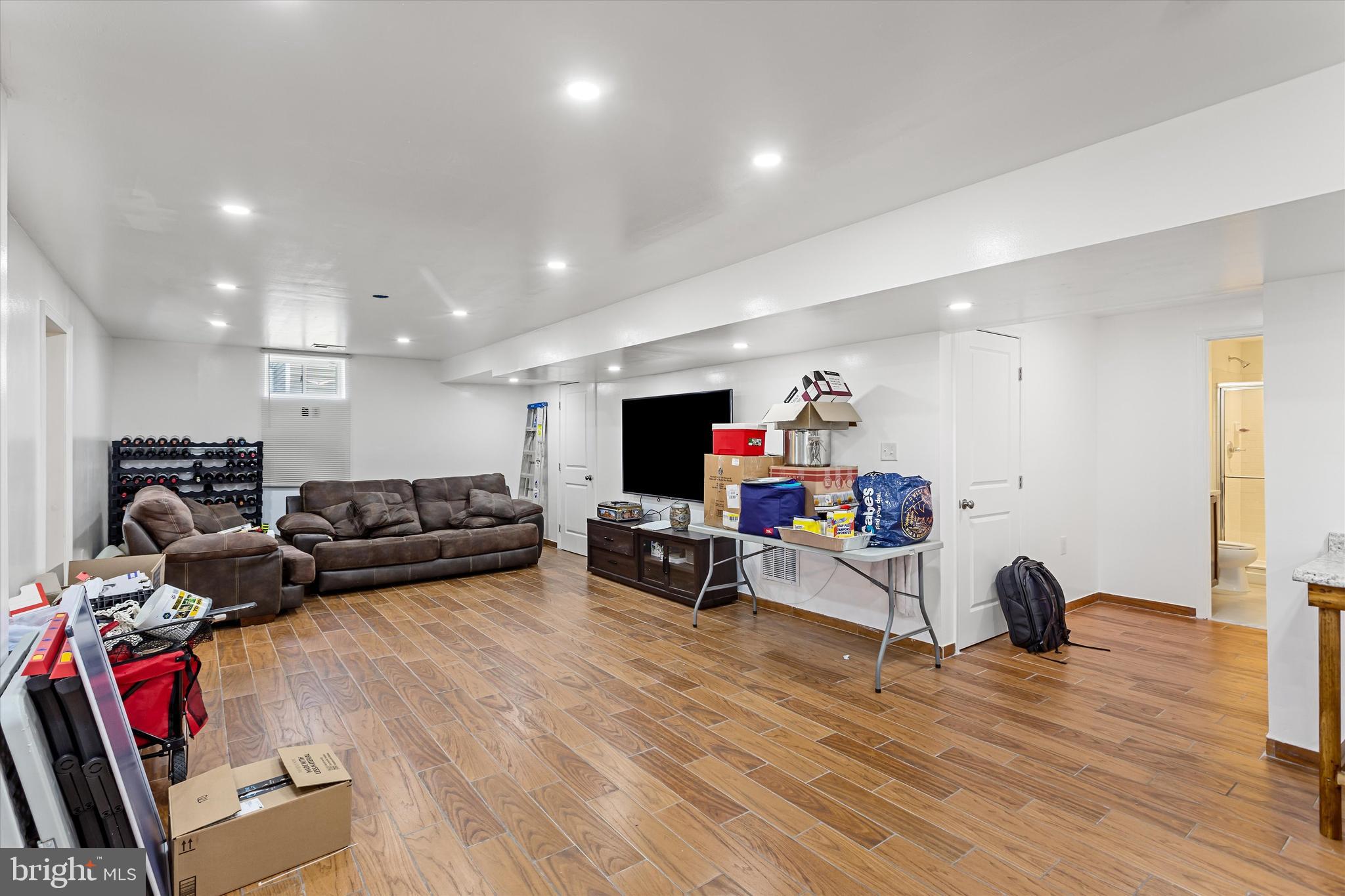 MARTINSBURG STATION - Residential