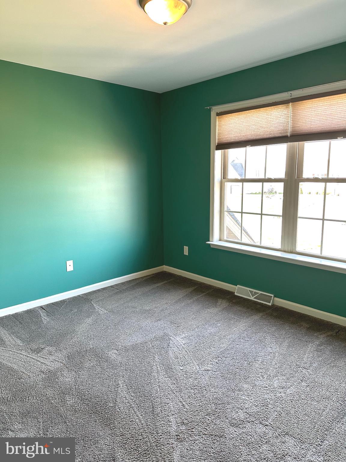 HUNTERS CHASE - Residential