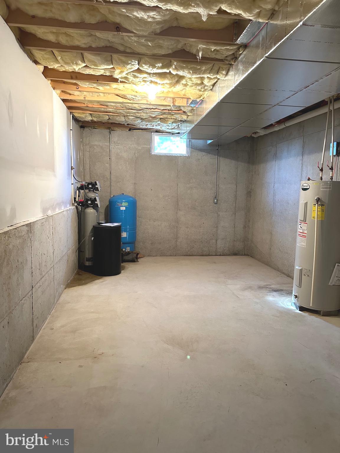 HUNTERS CHASE - Residential