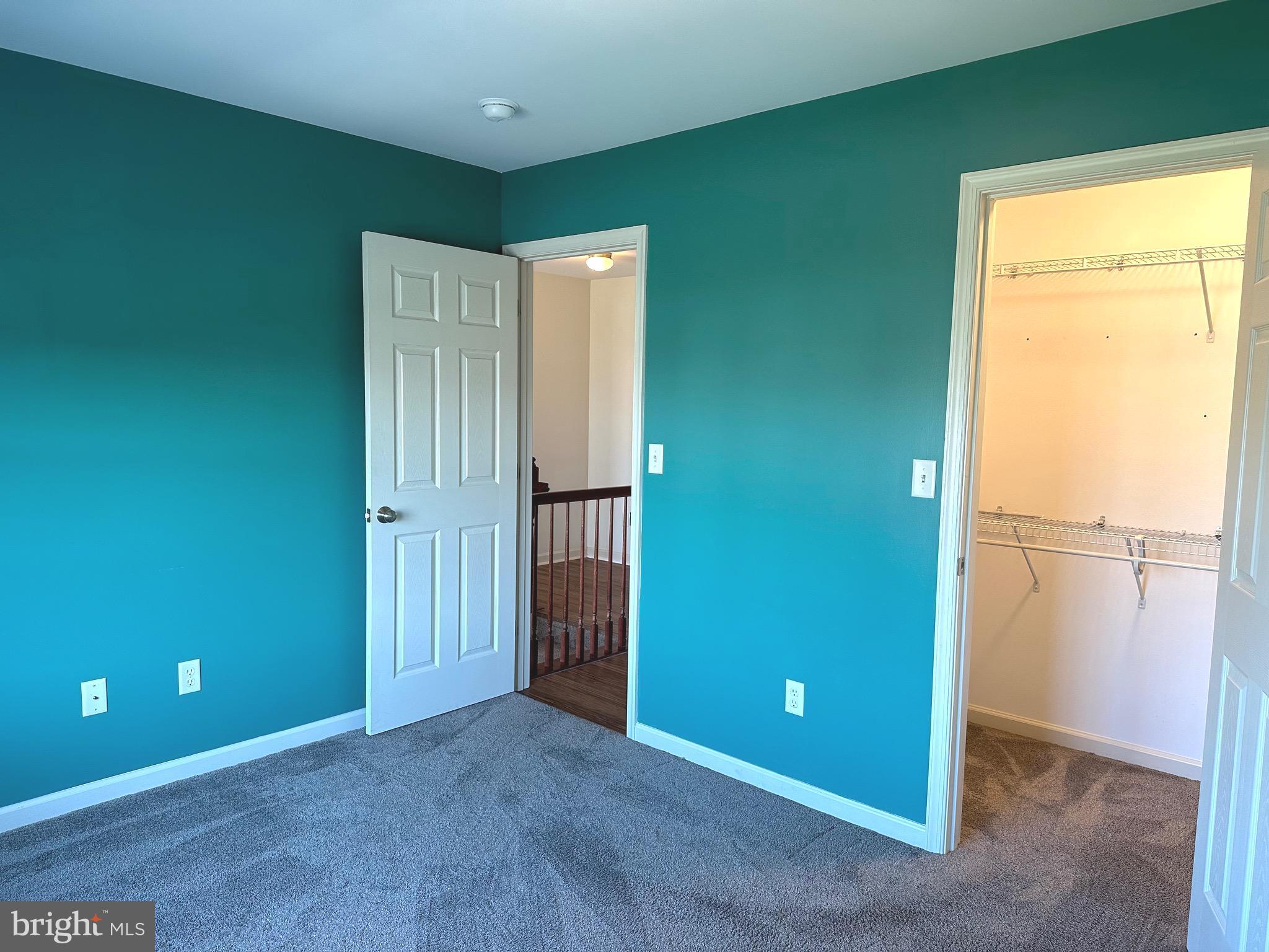 HUNTERS CHASE - Residential