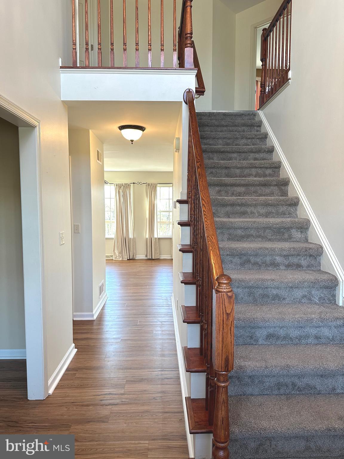 HUNTERS CHASE - Residential