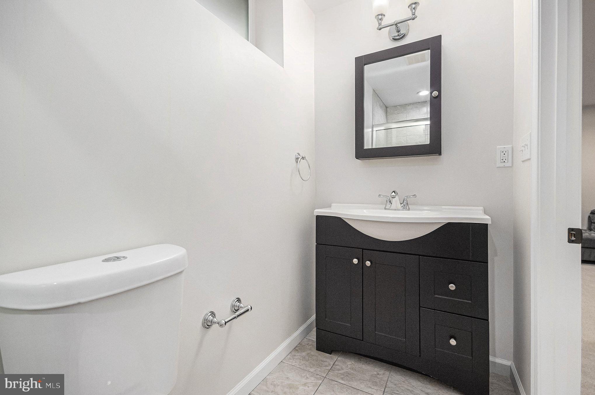 CRESTBROOK - Residential