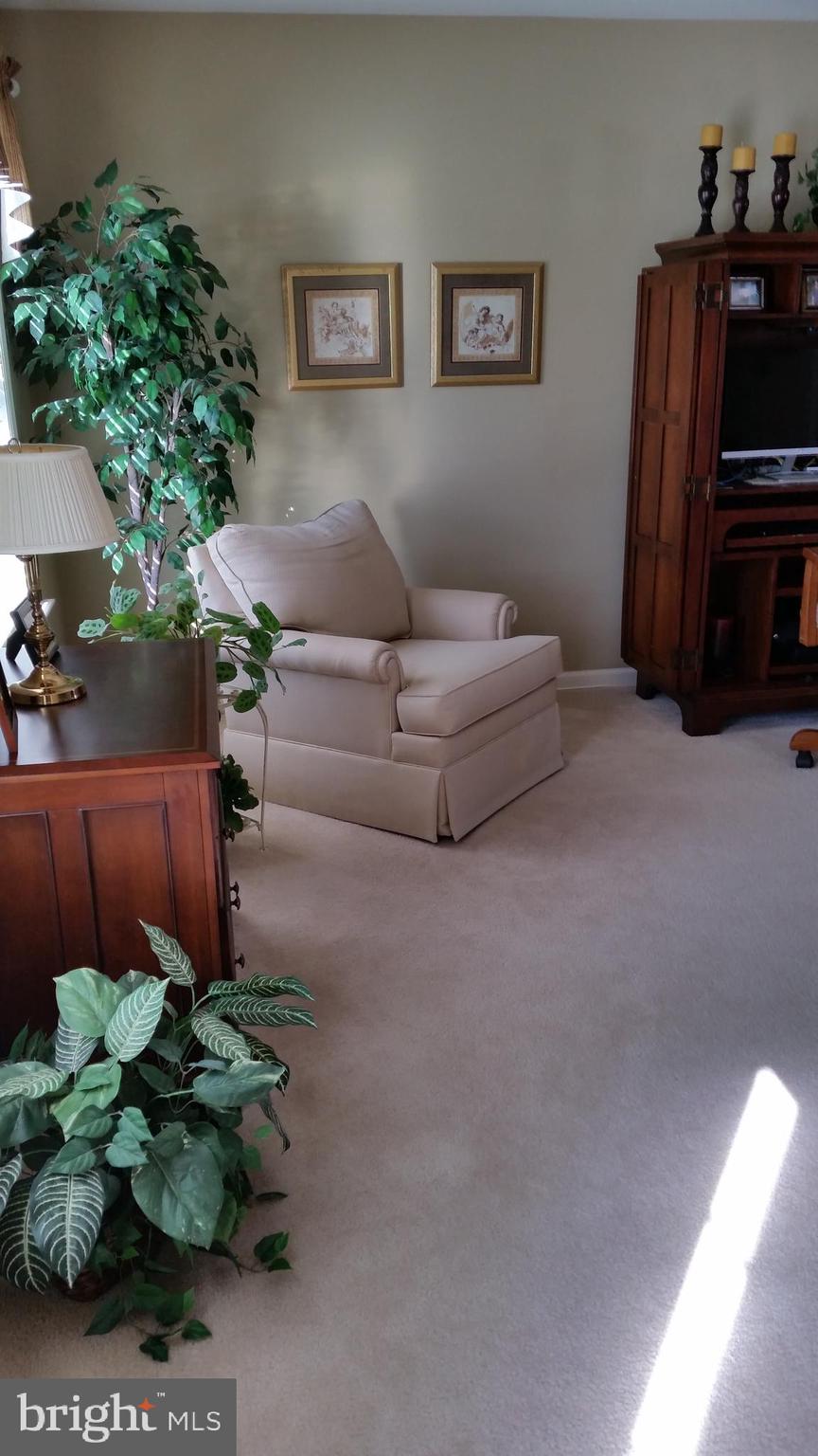 MANCHESTER MEADOWS - Residential