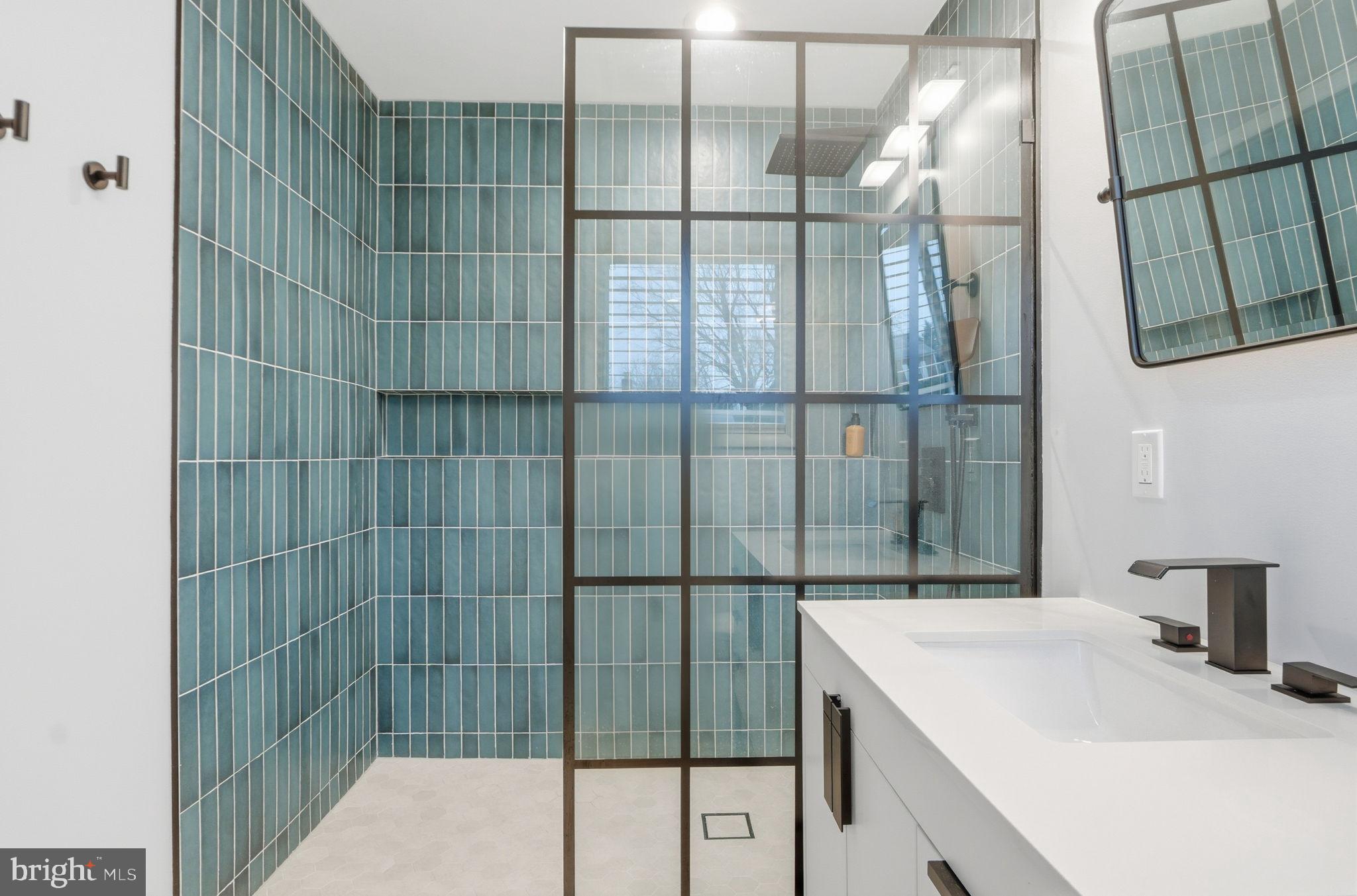 TARA VILLAGE - Residential