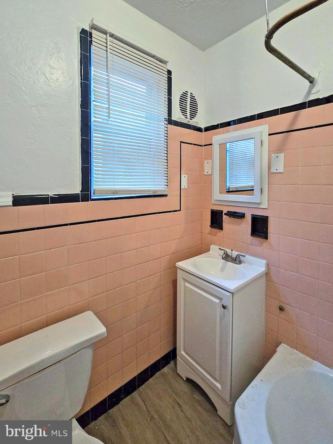 PHILADELPHIA (WEST) - Residential Lease