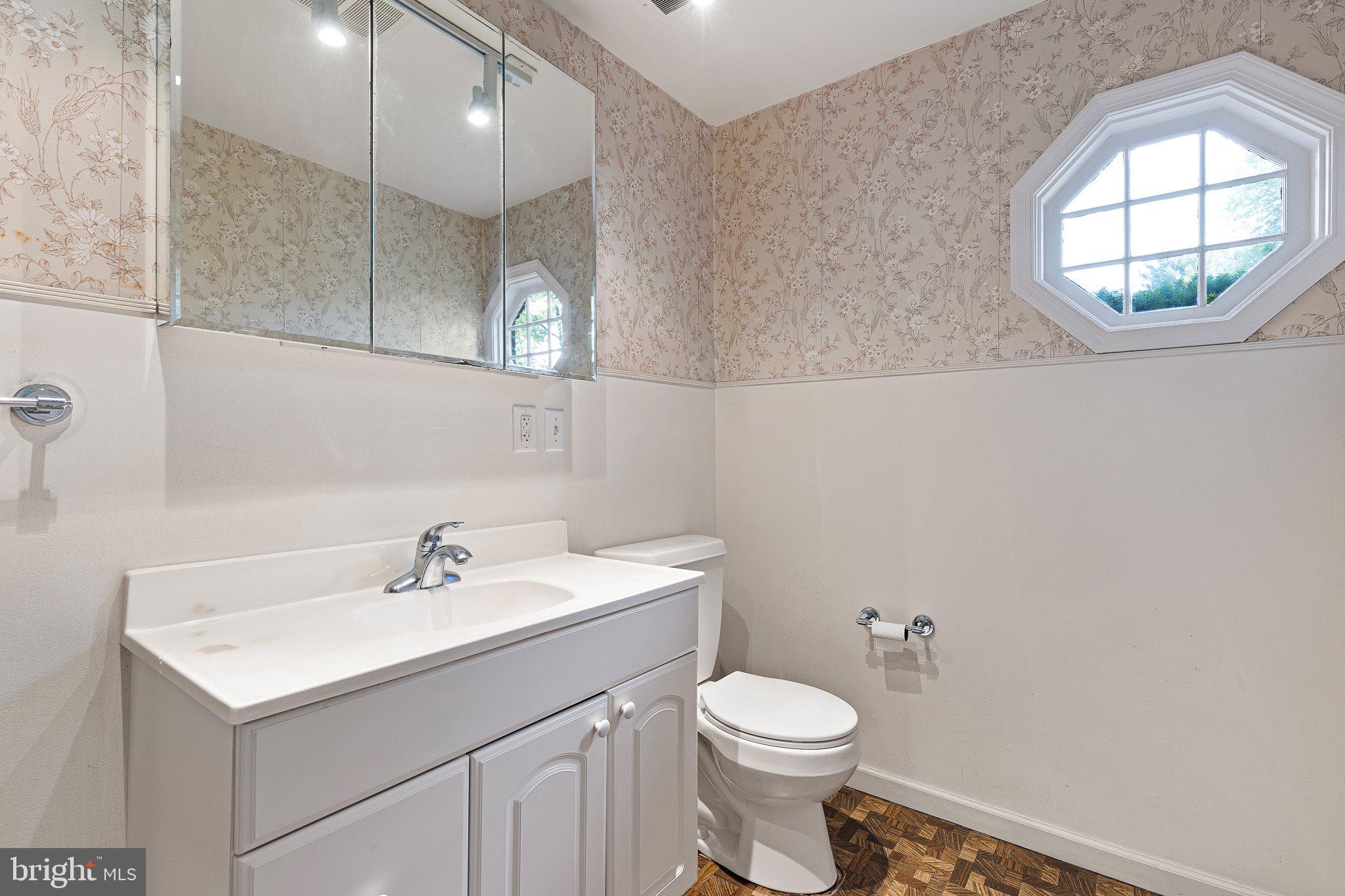 LONGWOOD - Residential