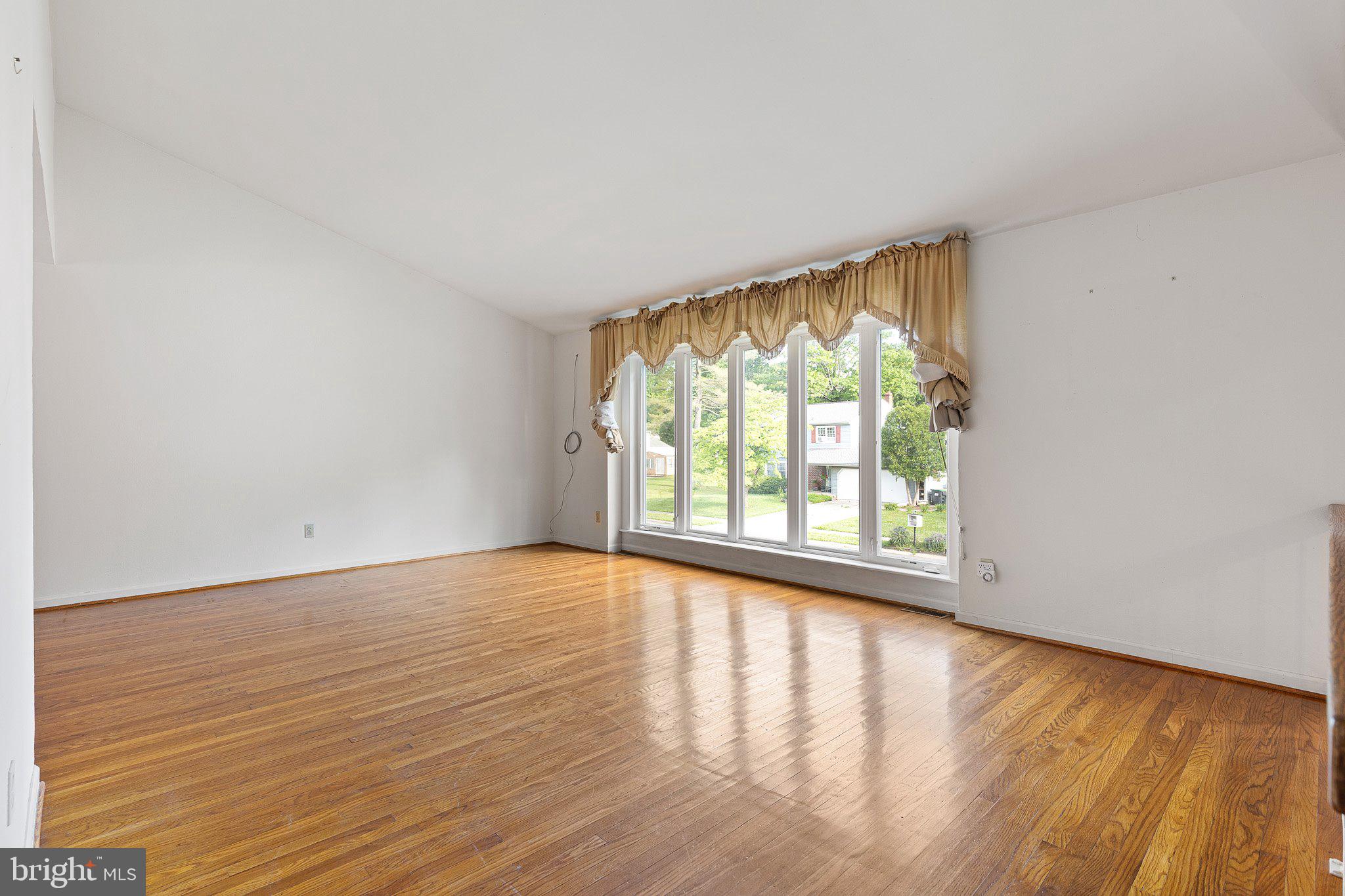 LONGWOOD - Residential