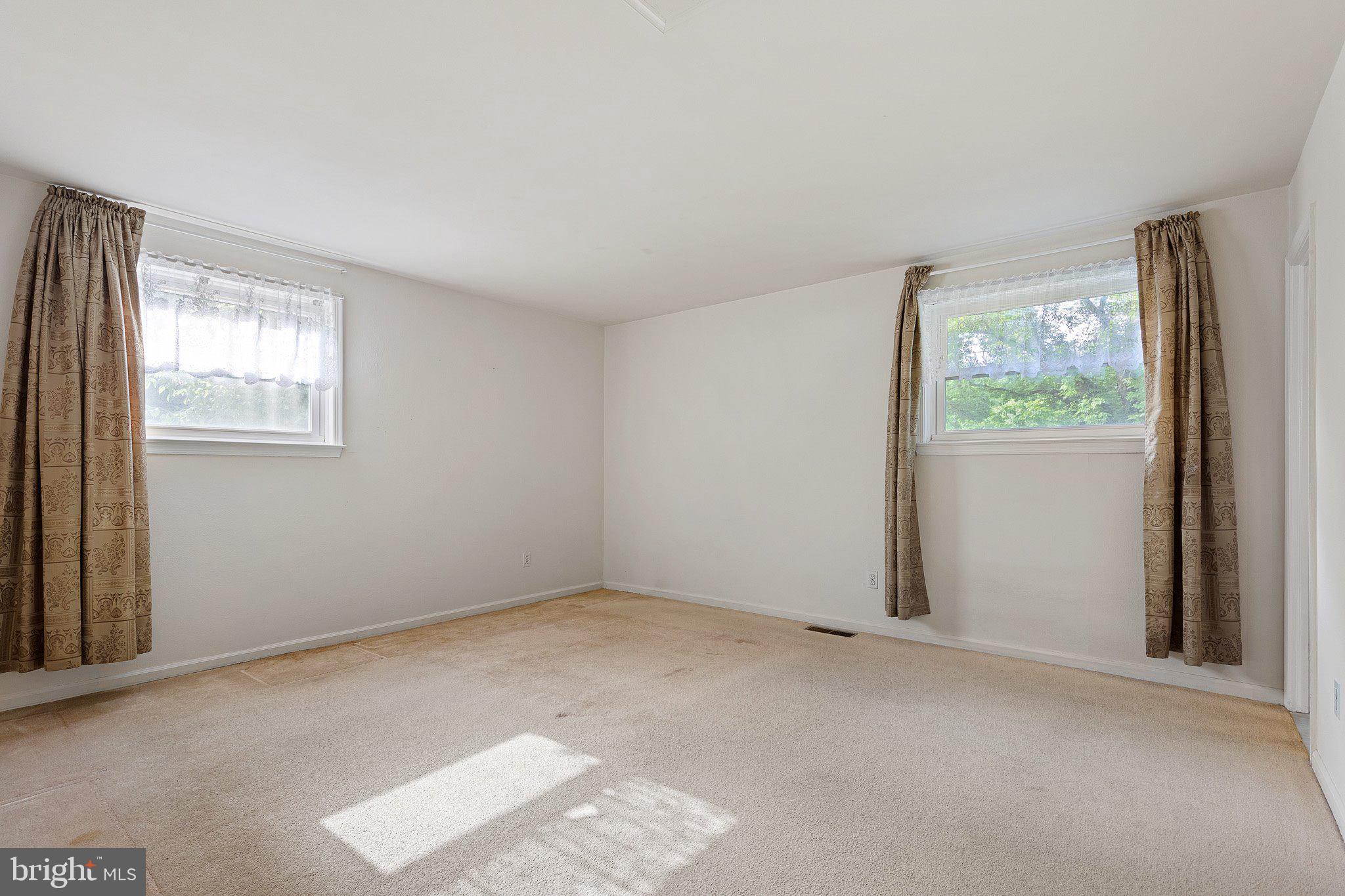 LONGWOOD - Residential