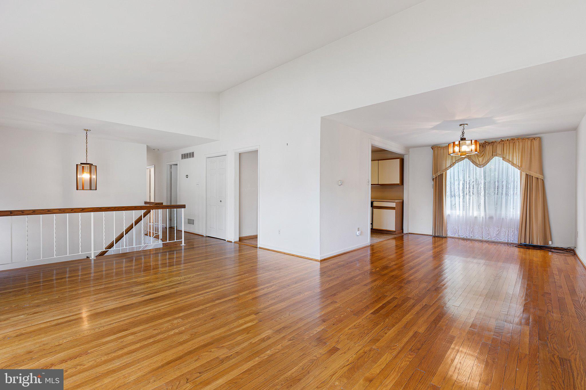 LONGWOOD - Residential