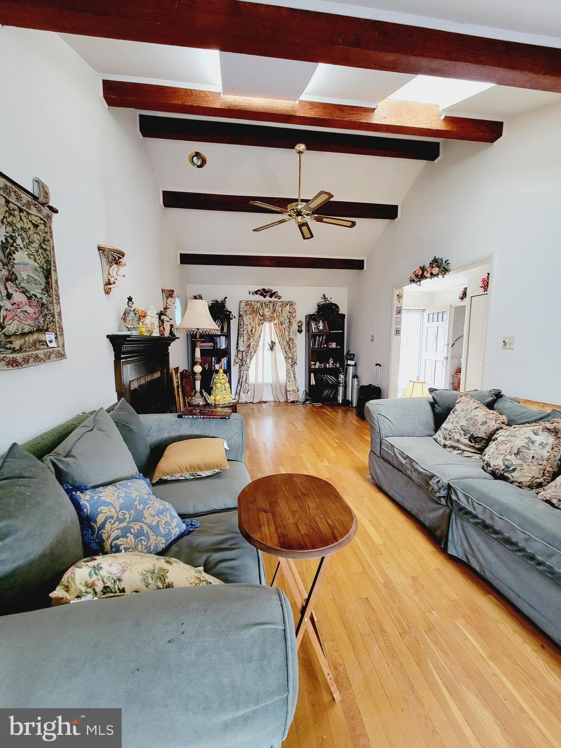 FOX CHAPEL - Residential