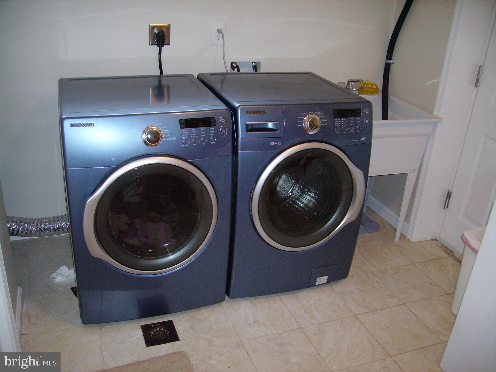 GLEN FOREST - Residential Lease