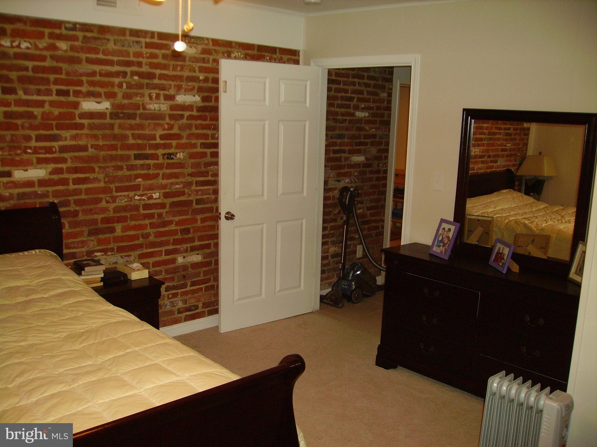 GLEN FOREST - Residential Lease