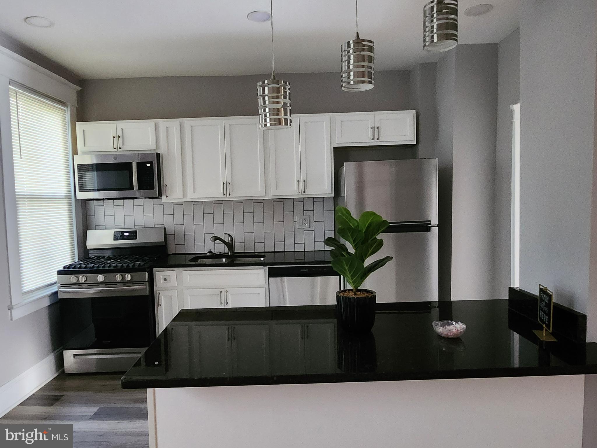 MONDAWMIN - Residential