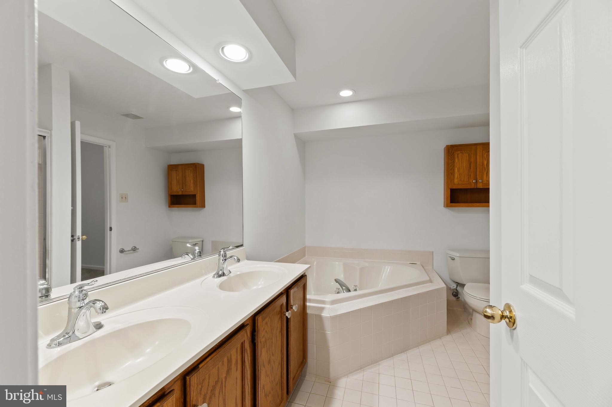 LIONS GATE - Residential
