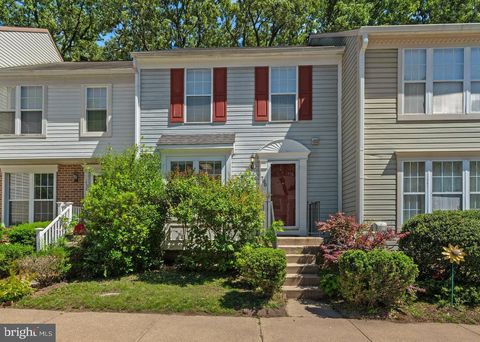 Townhouse For Sale - 700 Lions Gate Lane<br/> ODENTON, MD 21113