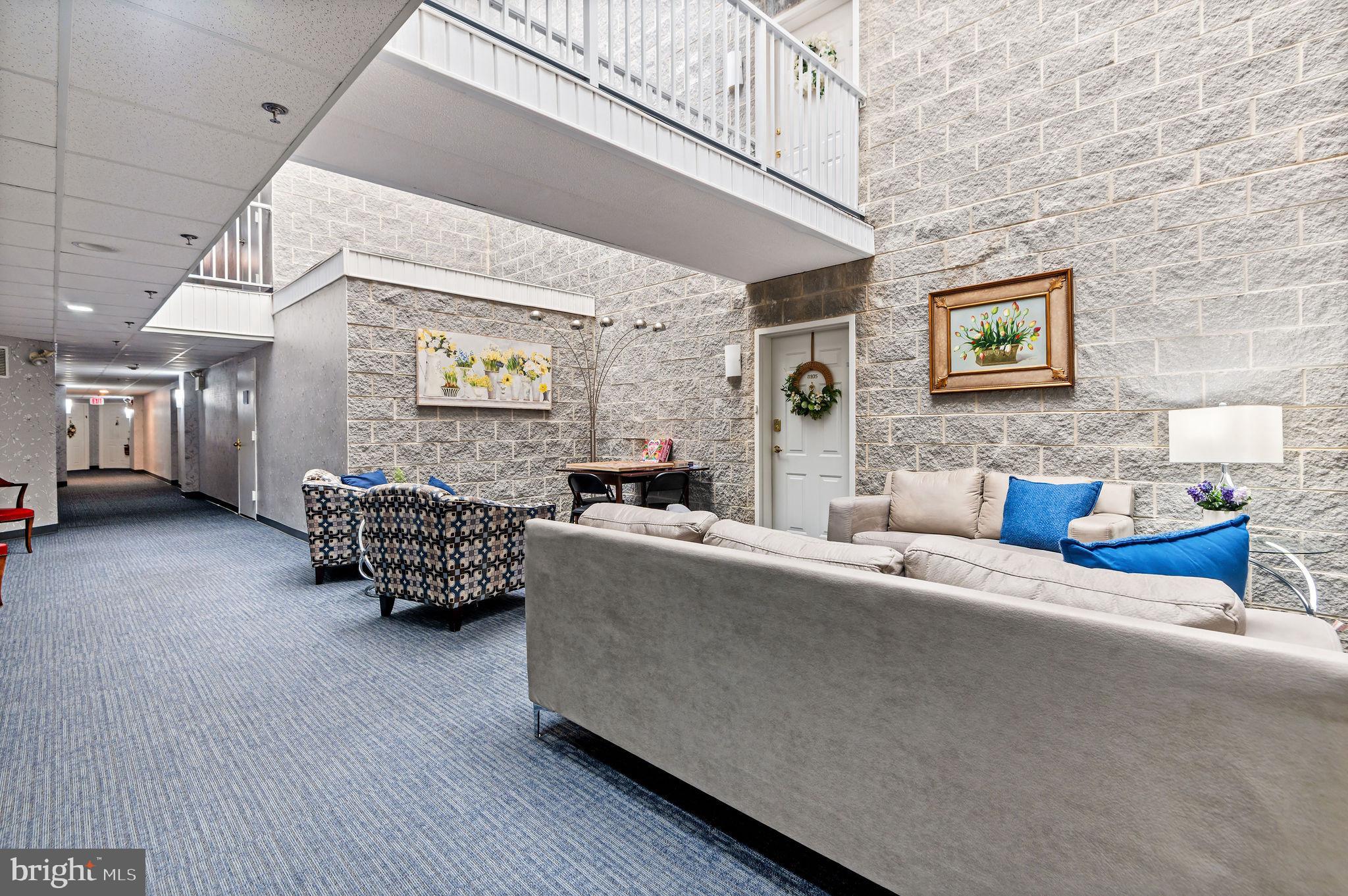 CENTENNIAL STATION - Residential