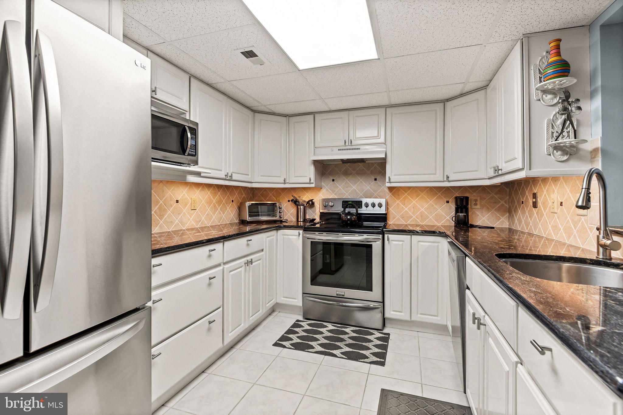 CENTENNIAL STATION - Residential