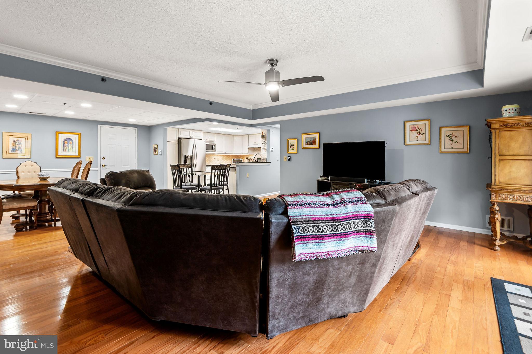 CENTENNIAL STATION - Residential