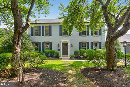 9209 FERNWOOD ROAD