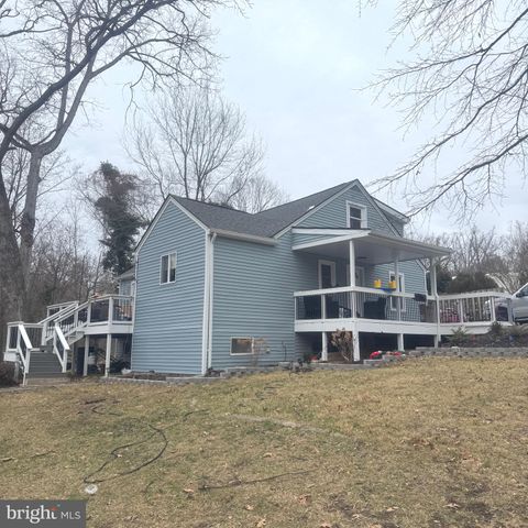 3170 OAKMONT AVENUE TRIANGLE VA 22172