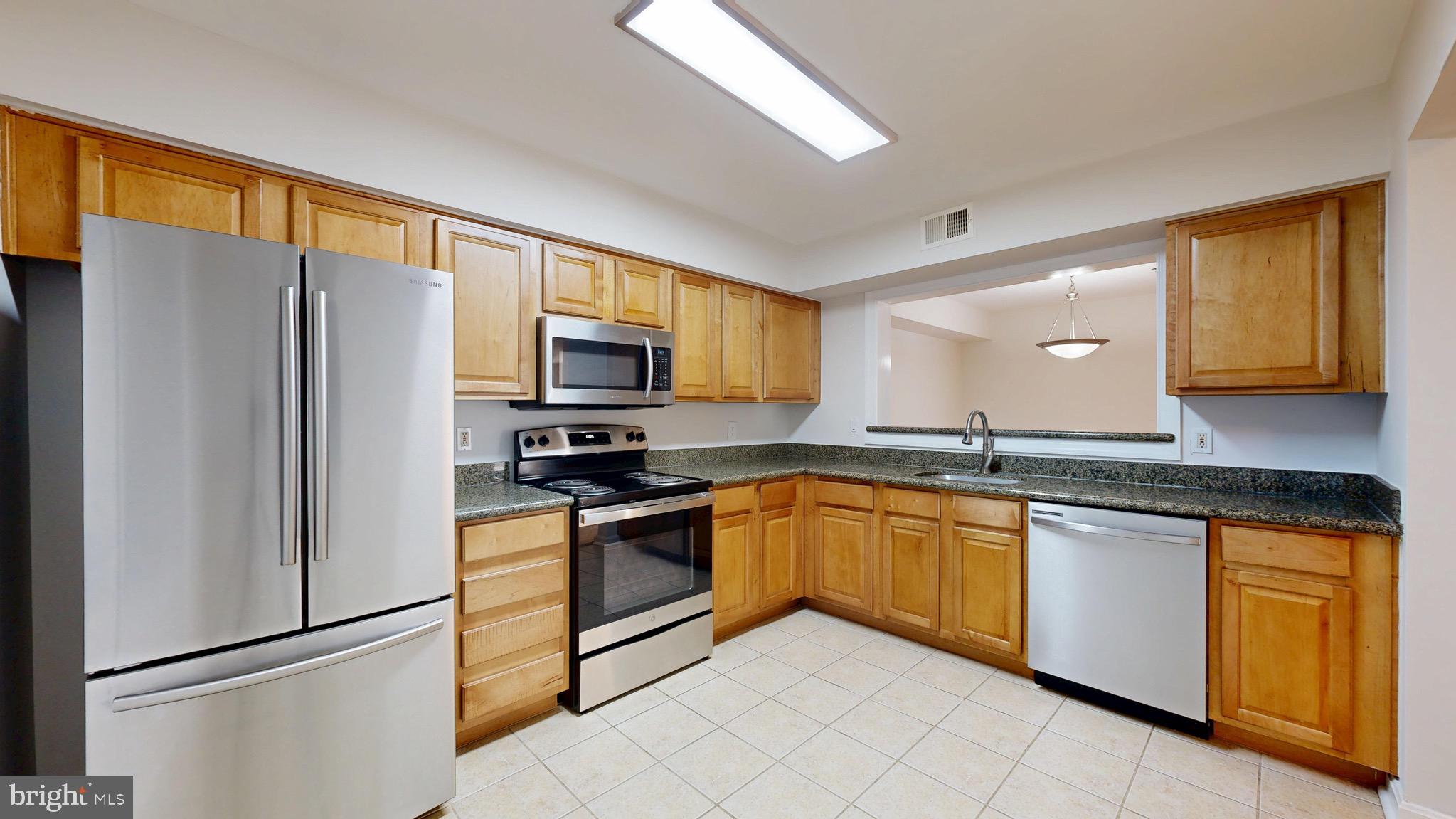 3179 SUMMIT SQUARE DRIVE 2-C4